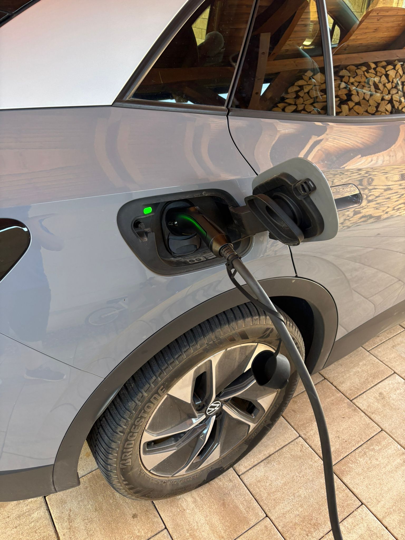 Nabíjanie elektromobilu cez domáci wallbox